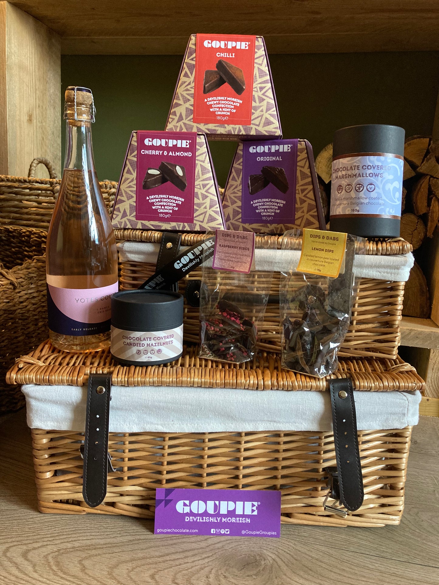 Sparkling Rosé Hamper